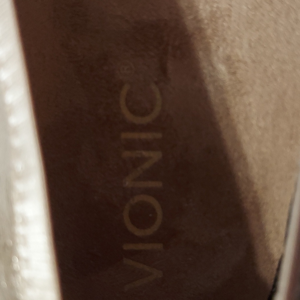Vionic rose gold ballet flats. NWOT Sz 9 Wide - Picture 7 of 8